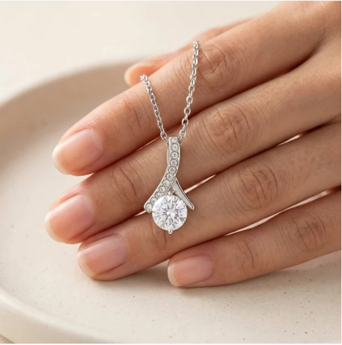"To My Mother On My Wedding Day, Forever Your Son" Alluring Beauty Necklace – Heartfelt Gift from Son